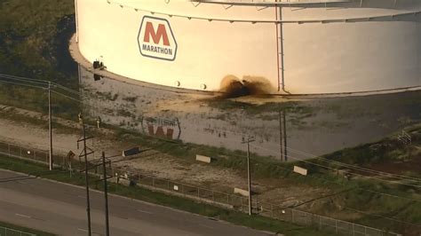 Crude oil leak at Marathon Petroleum facility in Texas City | khou.com