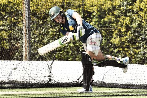 Alyssa Healy prepares in the nets | ESPNcricinfo.com