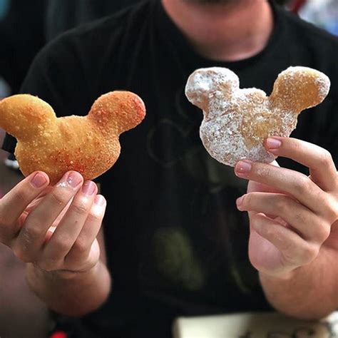 All the Mickey-Shaped Foods at Disney World and Disneyland | Disney ...