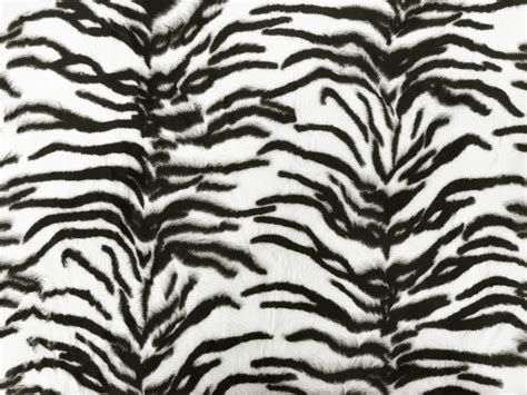 White Tiger Faux Fur | B&J Fabrics