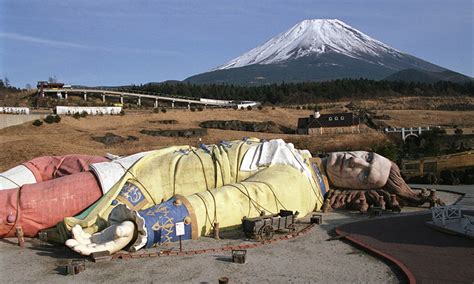 ABANDONED THEME PARKS... - Pee-wee's blog