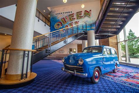 The Quirkiest, Most Cincinnati-Themed Hotel Ever Created Isn't Downtown ...