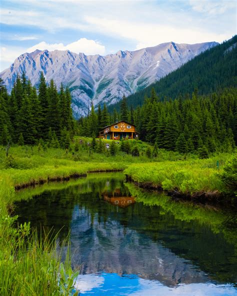 15 Beautiful Banff Cabins and Chalets to Get Cozy In - The Banff Blog