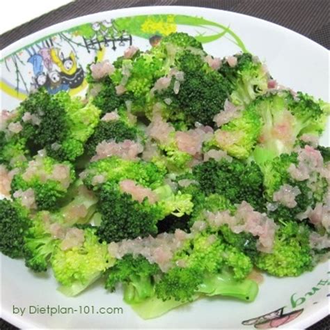 Steamed Broccoli with Lemon Butter Sauce (Atkins Diet Phase 1 Recipe) - Dietplan-101