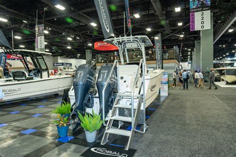 News: 2023 Miami International Boat Show in Miami Beach Convention ...