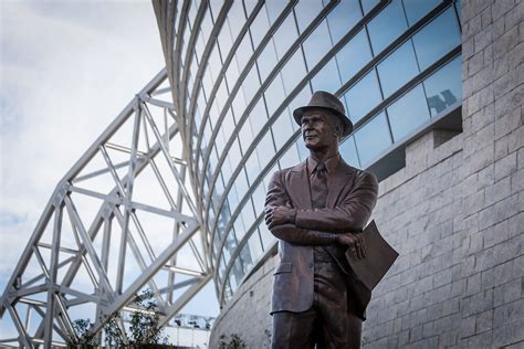 "Tom Landry Statue at Cowboys Stadium" by John Attebury | Redbubble