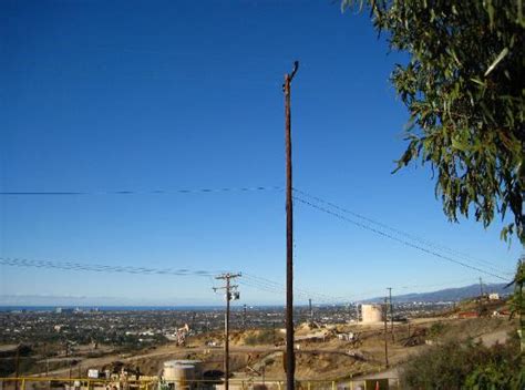 Filming in the Stocker Baldwin Hills oil Field Vacant House on site