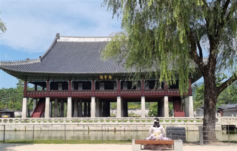 5 Famous and Must-Visit Palaces in Seoul - Wander with Jin