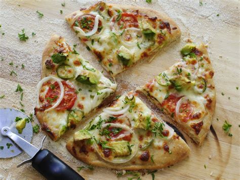 Summertime Veggie Pizza - Garlic Girl