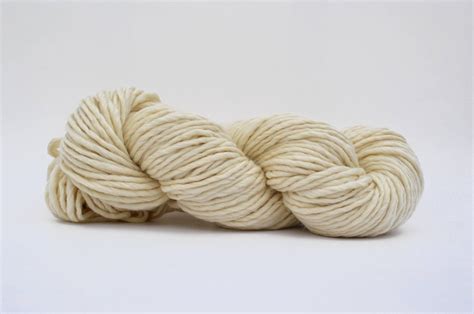 Undyed Wool Yarn Super Bulky Knitting Yarn Dyeable Wool Yarn - Etsy