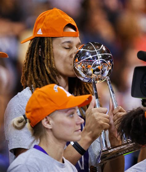 In brief: Mercury finish sweep of Sky for third WNBA title | The Spokesman-Review