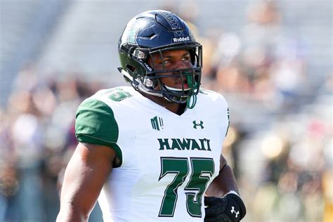 Top 10 Returning Hawaii Football Players - Mountain West Connection