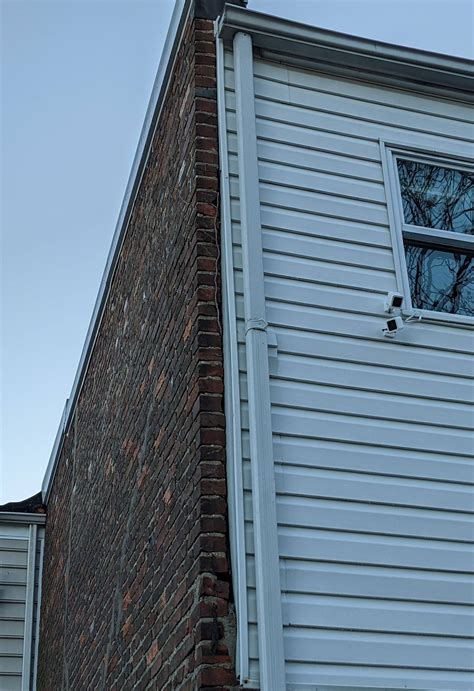 exterior - How to detail vertical brick to siding transition - Home Improvement Stack Exchange