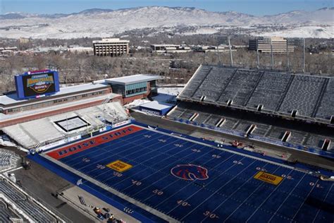 Boise stadium named Albertson's Stadium after rights deal - CBSSports.com