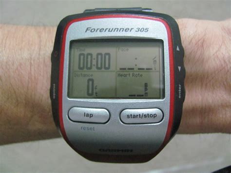 Swim, Bike, Run: Garmin Forerunner 305