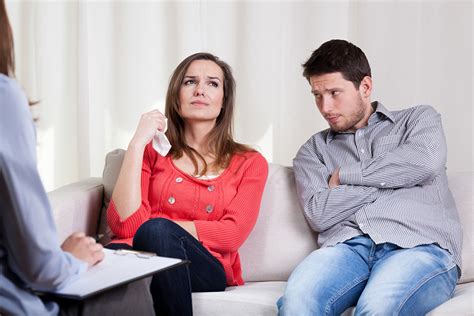 7 Tips for Choosing a Couples Therapist - Evergreen Relationship Therapy