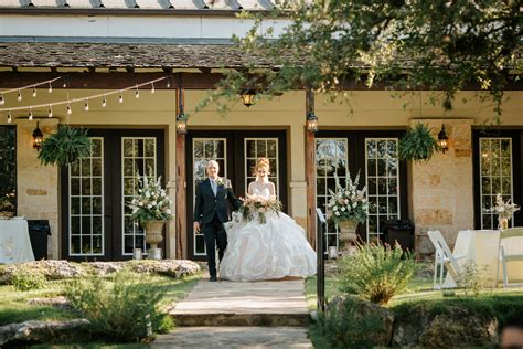 Our wedding photos came in!!!