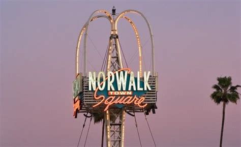 Norwalk Mall - CA Massive sign structure Slide Images, Old Signs, Norwalk, Graphic Arts ...