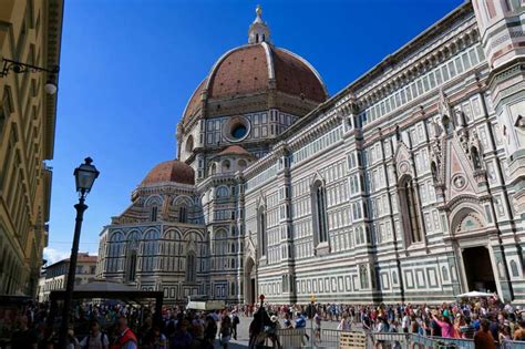 Piazza del Duomo de Florencia ¿Que Ver? Catedral, Campanario, Batisterio