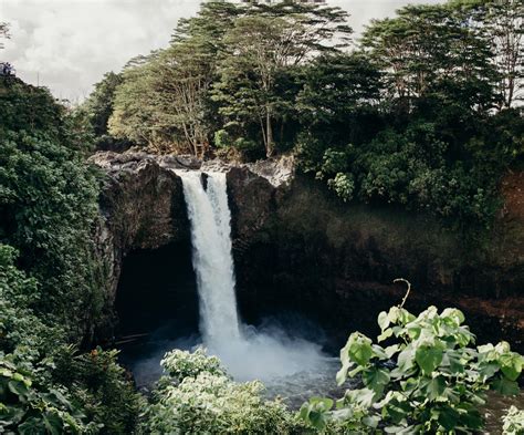 Wailuku River State Park and Rainbow Falls | Go Hawaii