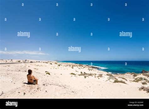 Beach and sand dunes, Parque Natural de las dunas de Corralejo, Fuerteventura, Canary Islands ...