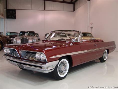 1961 PONTIAC BONNEVILLE CONVERTIBLE — Daniel Schmitt & Company