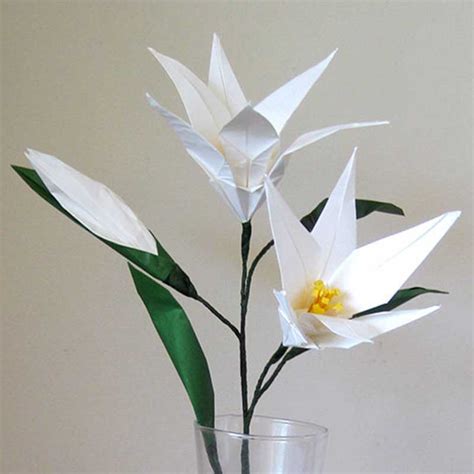 Easter Lily Origami Flower Bouquet – Graceincrease Custom Origami Art