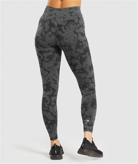 Gymshark Adapt Camo Seamless Leggings - Black | Gymshark