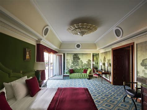 Hotel Principe Di Savoia - Flawless Luxury In Milan's Landmark Building