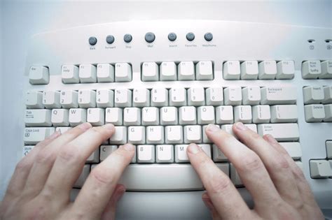 Free Stock Photo 3952-computer keyboard in use | freeimageslive