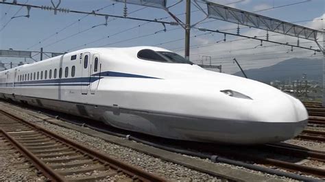 A pretty cool video from NHK introducing the features of the new N700S Shinkansen : trains