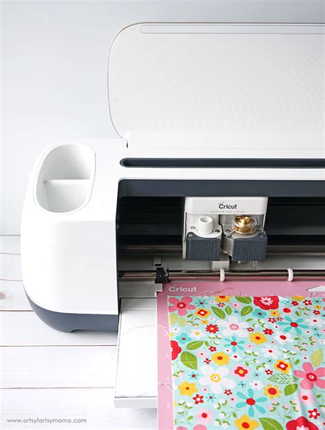 Everything You Need to Know About the Cricut Rotary Blade | artsy-fartsy mama