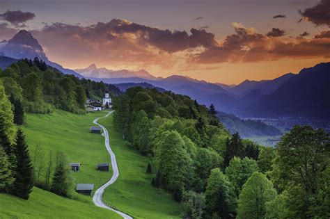 The road to the estate in the Alpine village wallpapers and images ...