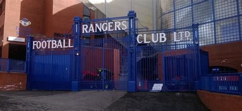 “Crayons, embarrassing, unreadable, state eh that, worst tifo yet ...