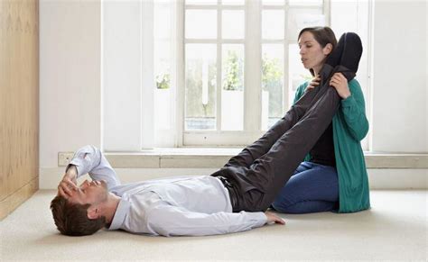 Fainting: causes and first aid