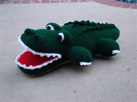 crocheted alligator | Häkeln, Tiere