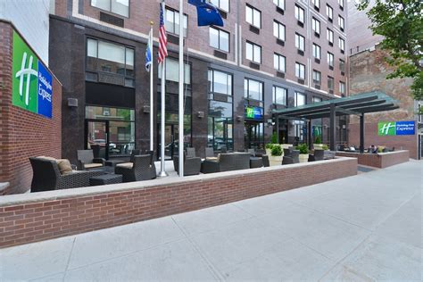 Holiday Inn Express New York - Manhattan West Side, an IHG Hotel | Qantas Hotels