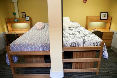 Purdue University welcomes freshman class by 're-condensing' dorms