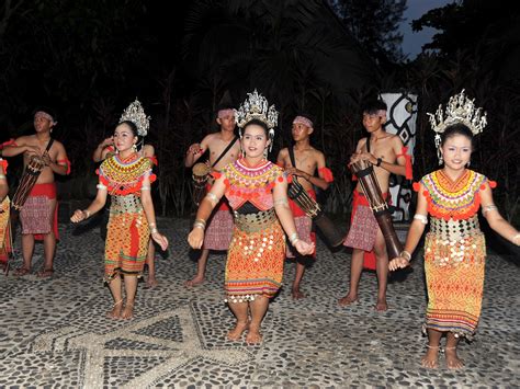 Tourism Malaysia: EXCITING FESTIVALS IN 2013 SET THE MOOD FOR THE COLOURFUL“VISIT MALAYSIA YEAR ...