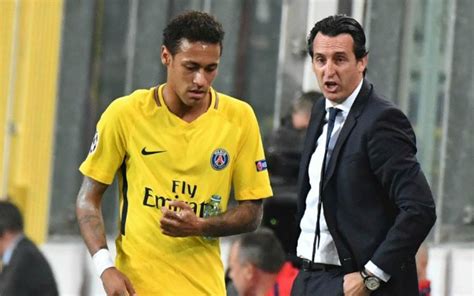 Neymar: PSG boss Unai Emery responds to transfer rumours