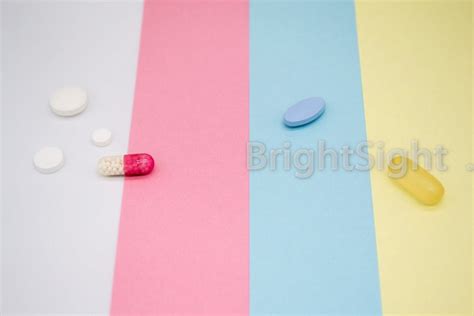 Pills & colors (708767)