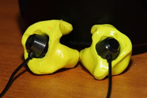 Review: 'Earmold' molded stereo earbuds | Adventure Rider
