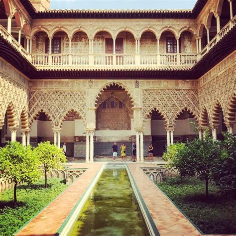 The Real Alcázar in Seville. Like the Alhambra but without the hills ...