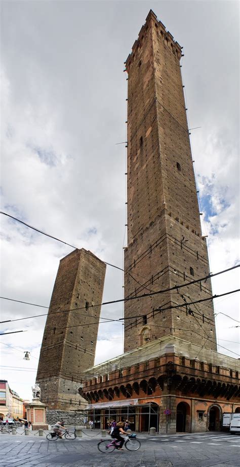 Leaning Towers of Bologna - Emilia-Romagna Italy | Italy, Bologna italy ...