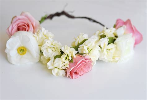 How to Make Gorgeous Floral Crowns with Real Flowers - Project Nursery