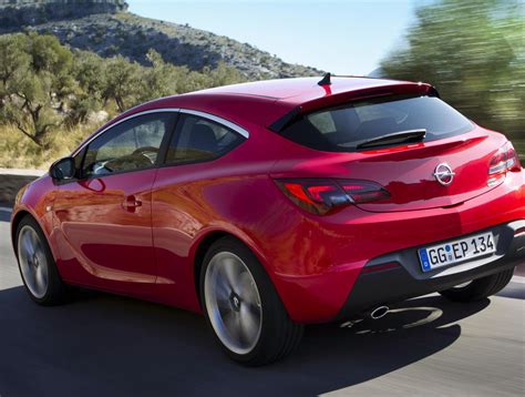 Opel Astra J GTC Photos and Specs. Photo: Astra J GTC Opel models and ...