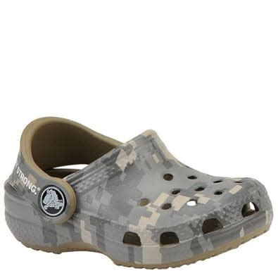 Amazon.com: Crocs™ Boys' Classic Dig Camo (Infant-Toddler-Youth) - 8/9 ...