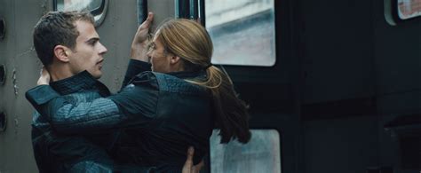 'Divergent' (2014): Stills - Theo James Photo (36675895) - Fanpop