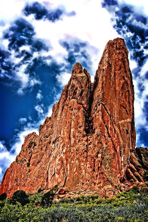 Towering Stone and Surreal Sky in Garden of the Gods Photograph by ...