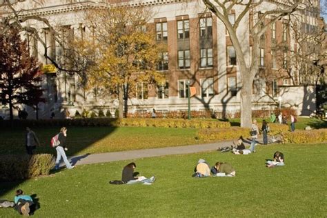 Urban, Suburban and Rural Colleges: How to Choose - TheCollegeTour.com